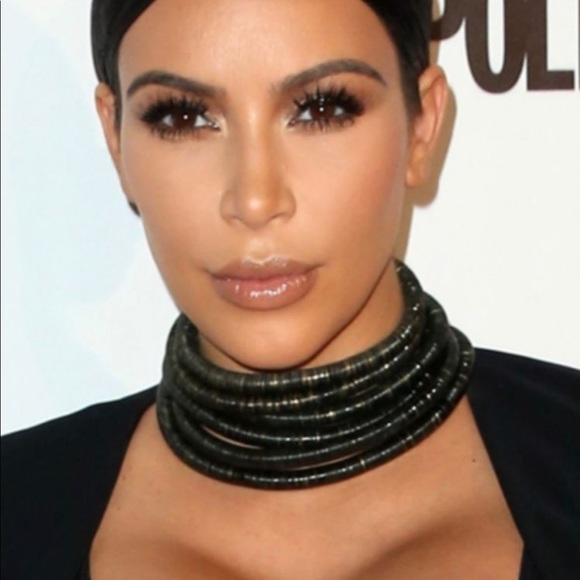 Necklace - Picture 1 of 2